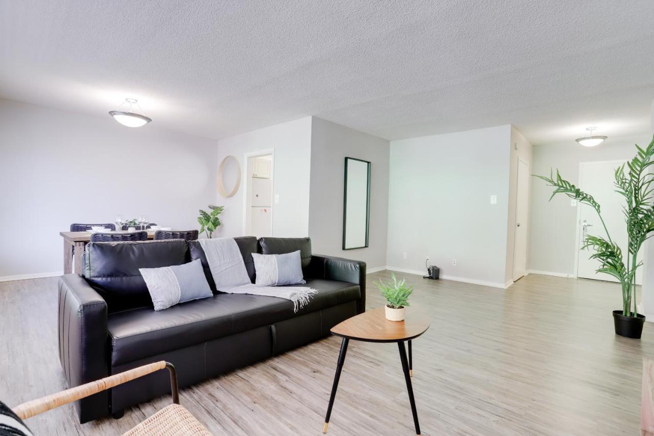 Modern Apartment At Crystal City Arlington Eksteriør bilde